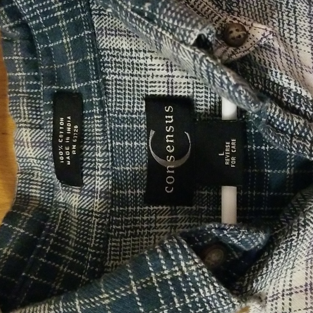 Vintage Consensus Button Down Size Large: B - image 2